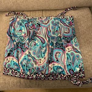 Women’s swim top 1X.